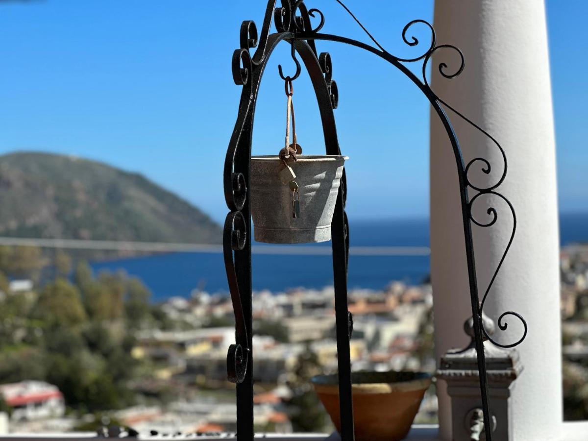 Villa La Milanina Lipari  Luaran gambar