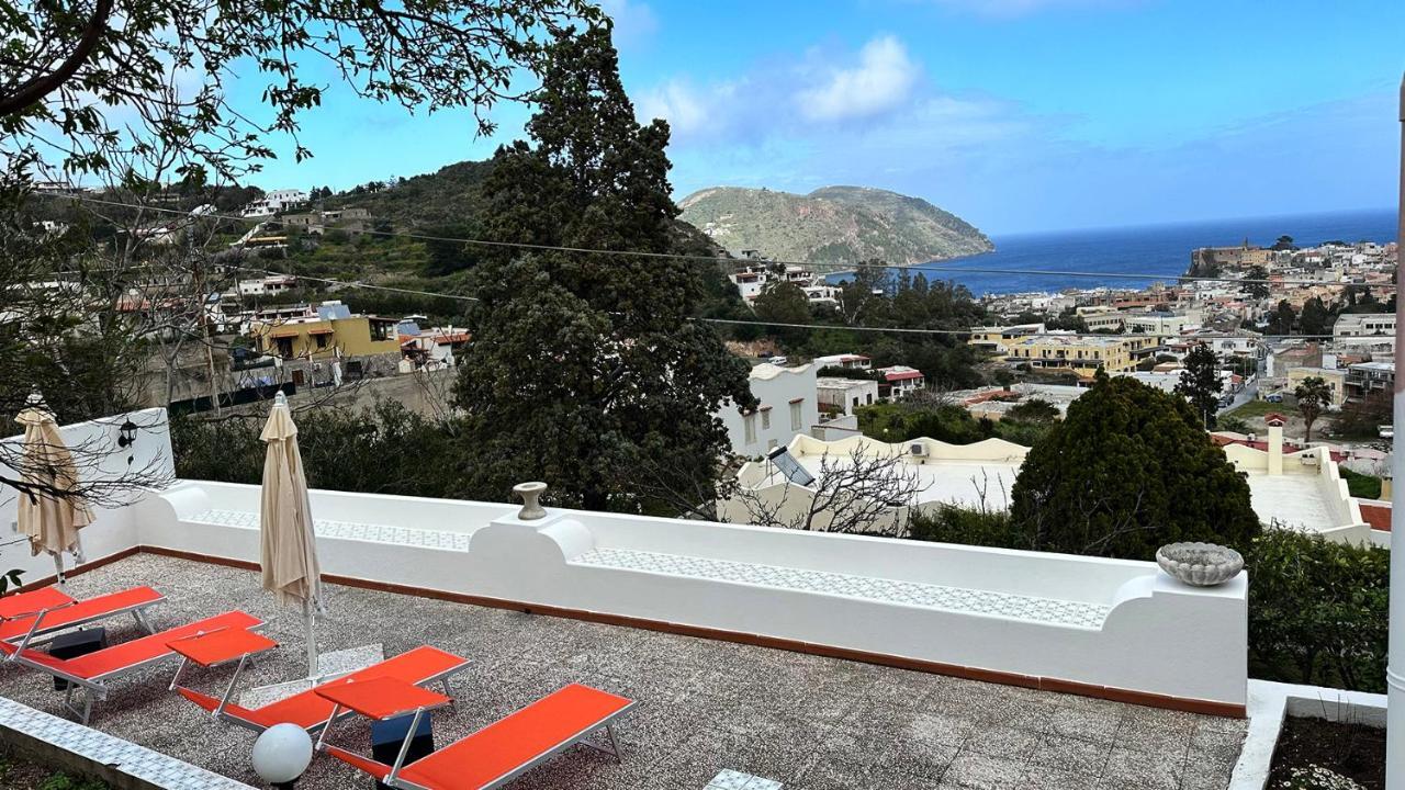 Villa La Milanina Lipari  Luaran gambar