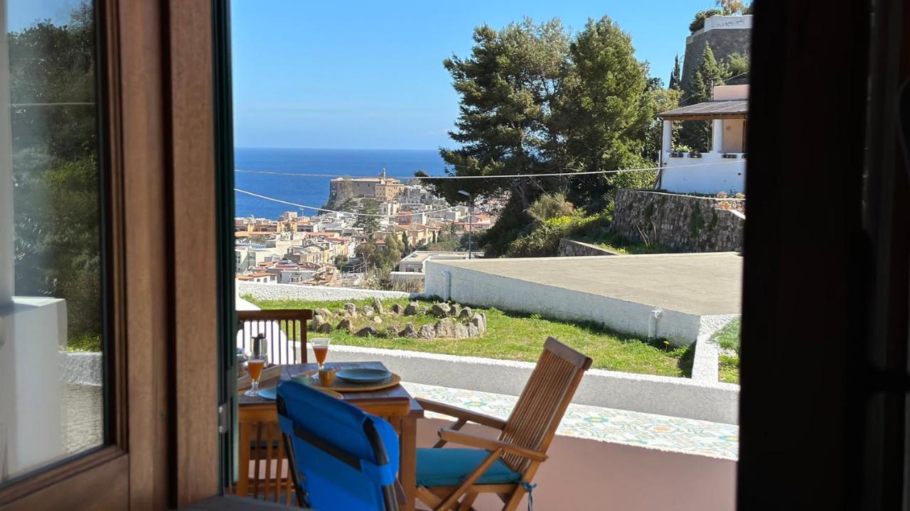 Villa La Milanina Lipari  Luaran gambar