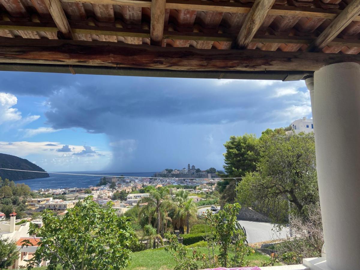 Villa La Milanina Lipari  Luaran gambar
